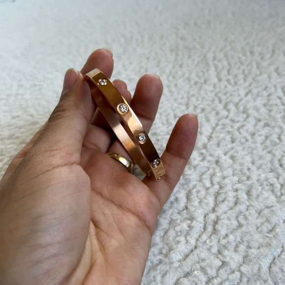 Stainless Steel RoseGold Love Bracelet with Crystals - Picture 3 of 9